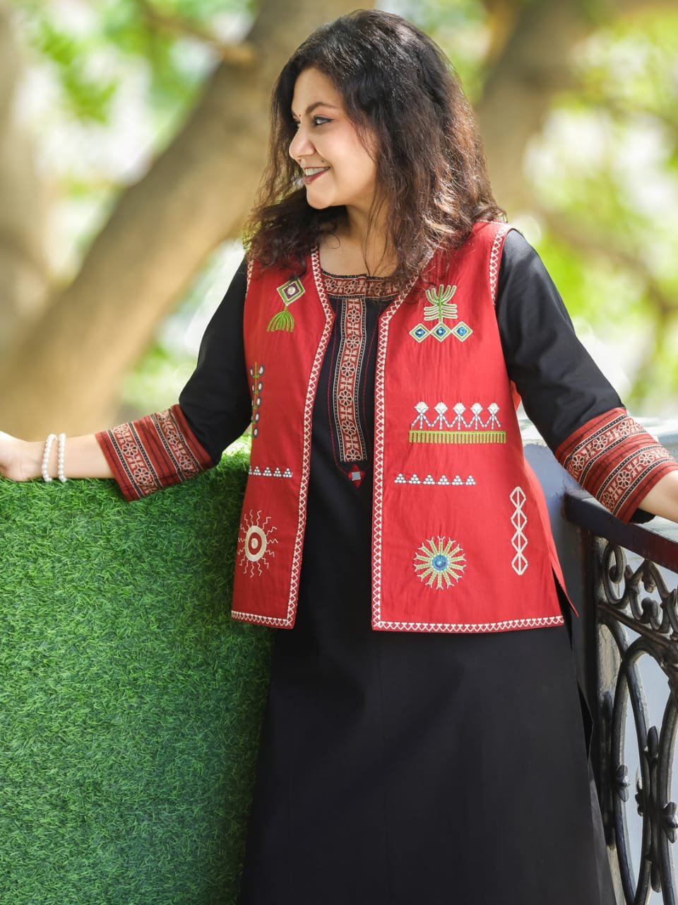 New Winter Wedding Kurti Pant & Embroidered Jacket Set for Women