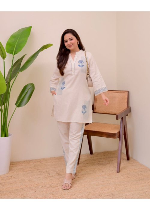 Coord Set with Lace Work